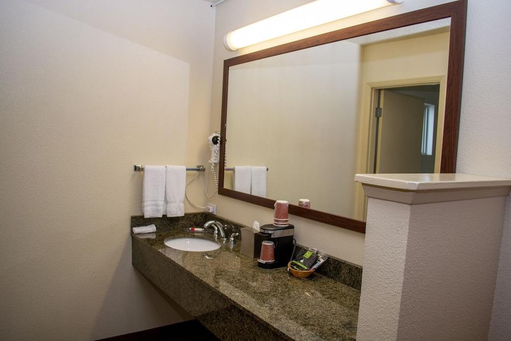 Cimarron Inn Klamath Falls Extérieur photo